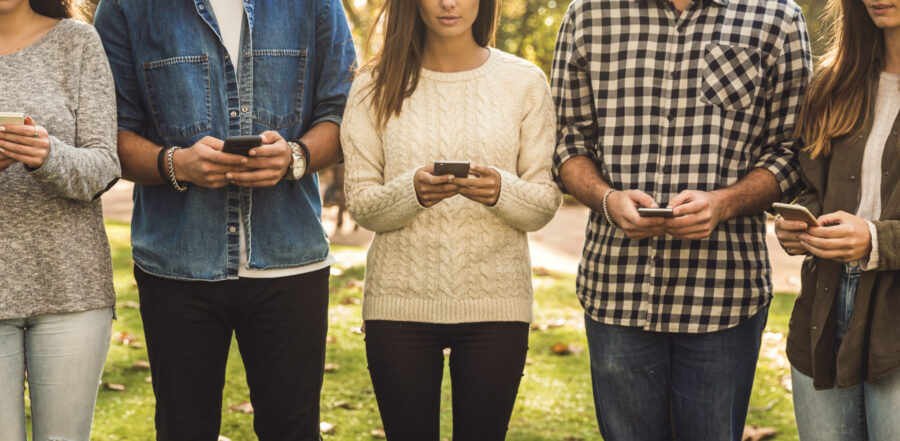 5 ways to curb smartphone use
